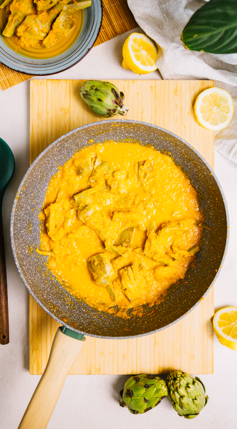 Alcachofas en salsa de azafrán