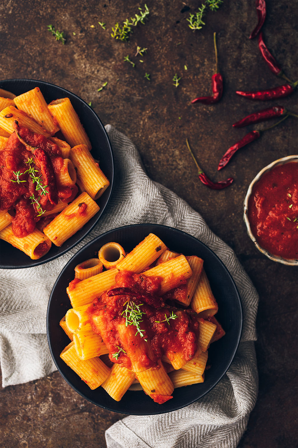Rigatoni con salsa "arrabbiata"