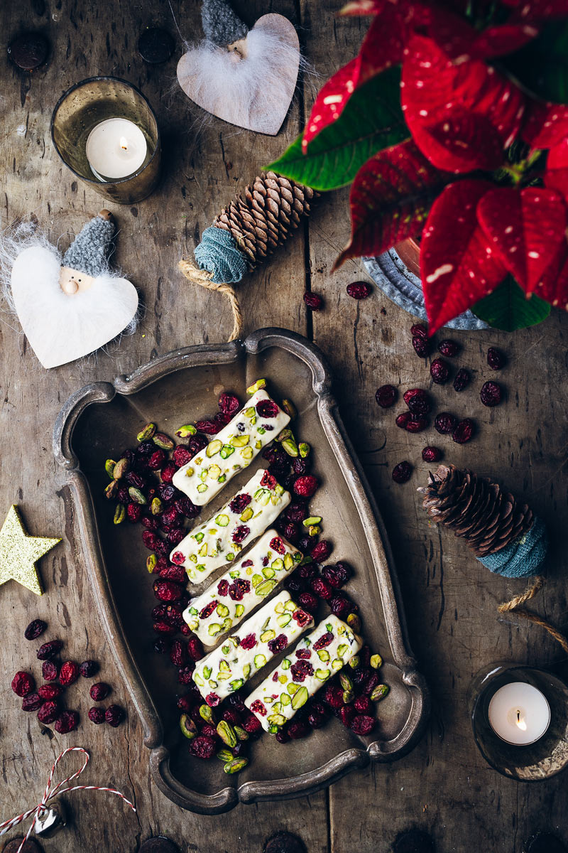 Turrón de pistachos y arándanos