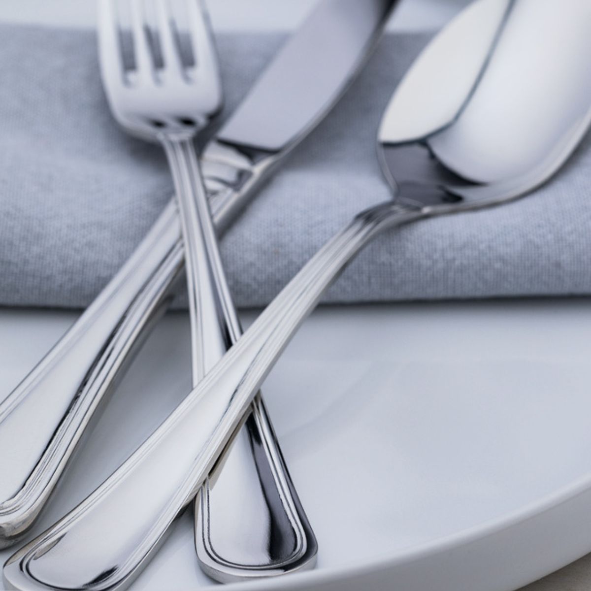 Vicenza 24-piece cutlery set