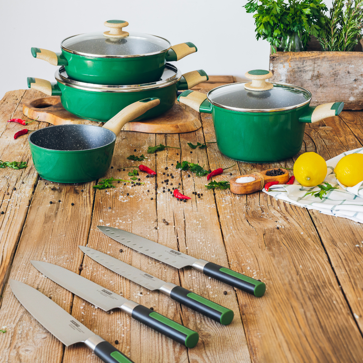 Set de 4 piezas con pack de cuchillos Amazonia