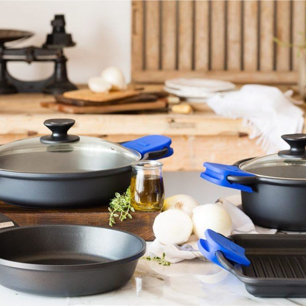 Solid+ Paella Pan with Silicone Handles