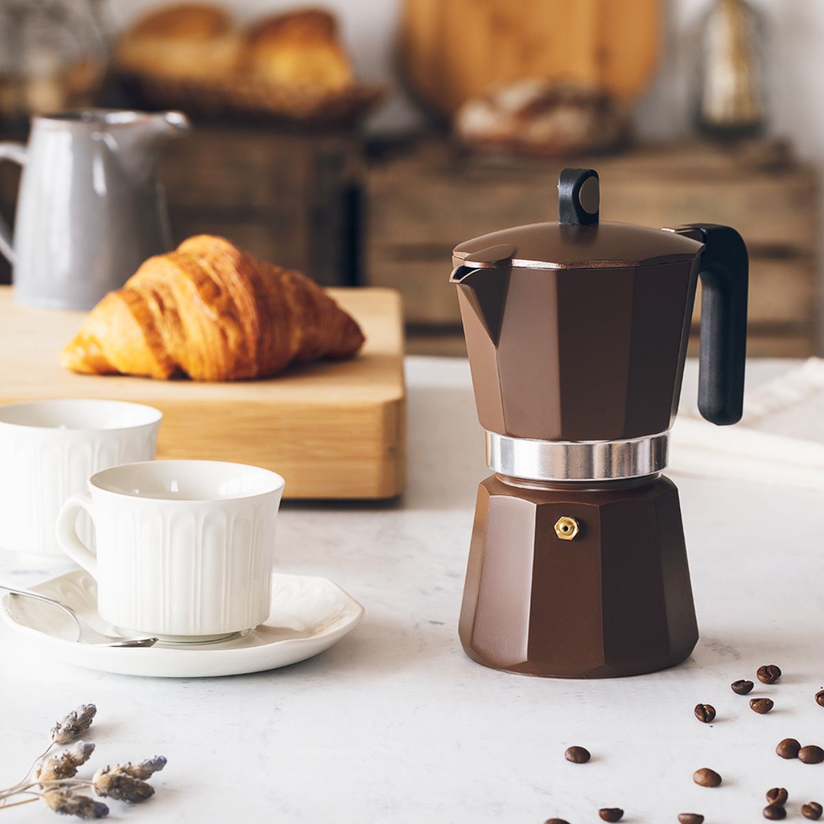 Induction coffee outlet pot